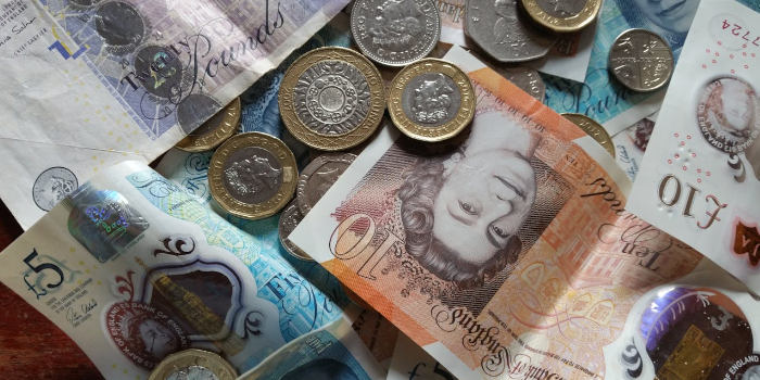 images/blogpost_uk-economy-2025-beyond_pr.jpg